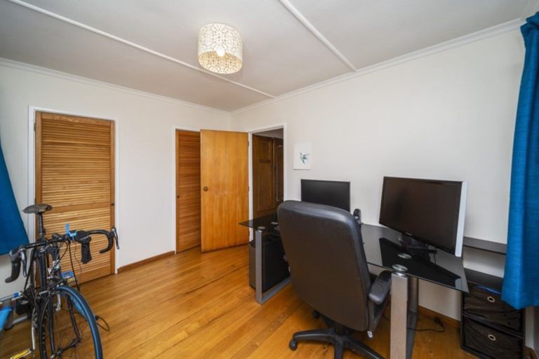Photo of property in 4 Raleigh Street, Vogeltown, New Plymouth, 4310