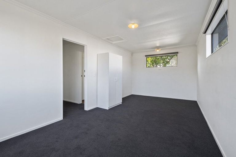 Photo of property in 1 Laurel Place, Awapuni, Palmerston North, 4412