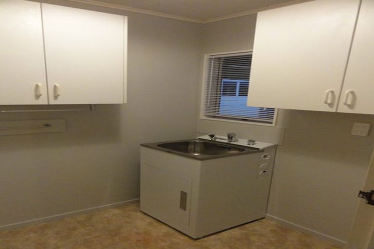 Photo of property in 11 Currie Street, Greenmeadows, Napier, 4112