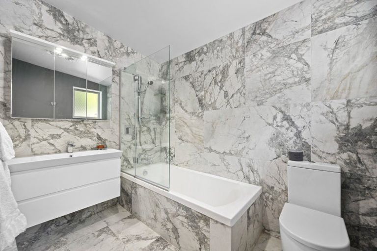 Photo of property in 16 Old Coach Road, Havelock, 7100