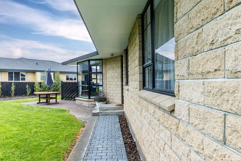 Photo of property in 15 Sawdon Place, Gleniti, Timaru, 7910