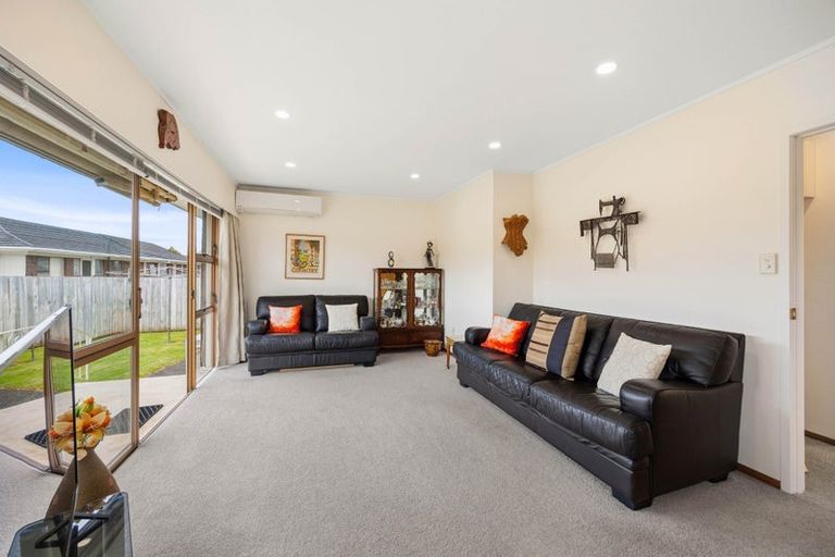 Photo of property in 5/33 Swanson Road, Henderson, Auckland, 0610