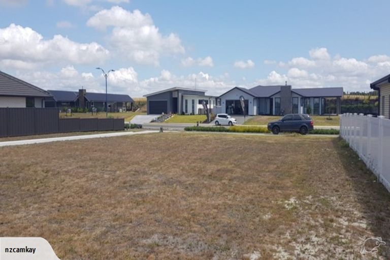 Photo of property in 53 Stace Hopper Drive, One Tree Point, 0118