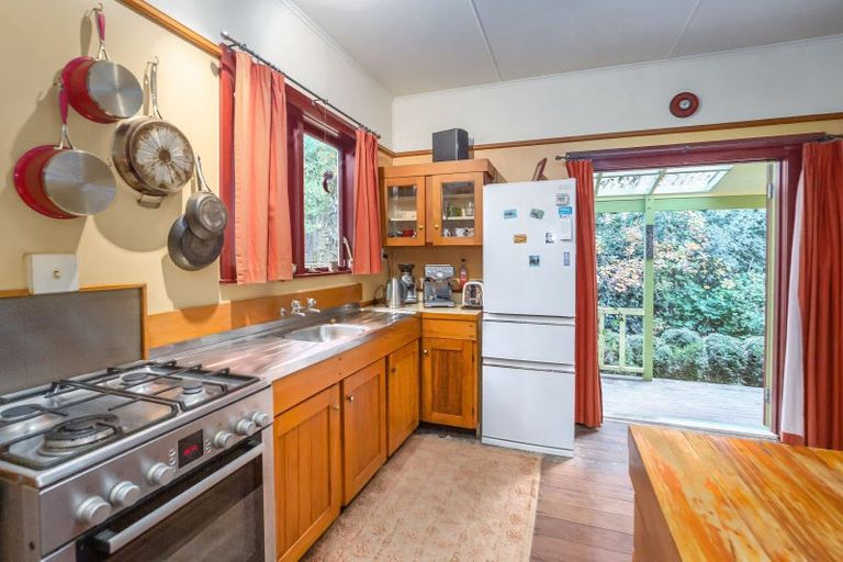 Photo of property in 595 Wards Line, Morison Bush, Greytown, 5794