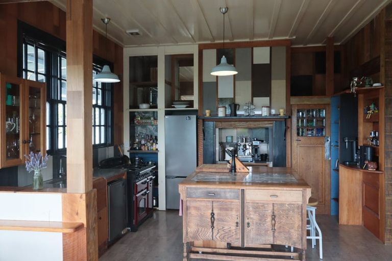 Photo of property in 7 James Road, Maungaturoto, 0587