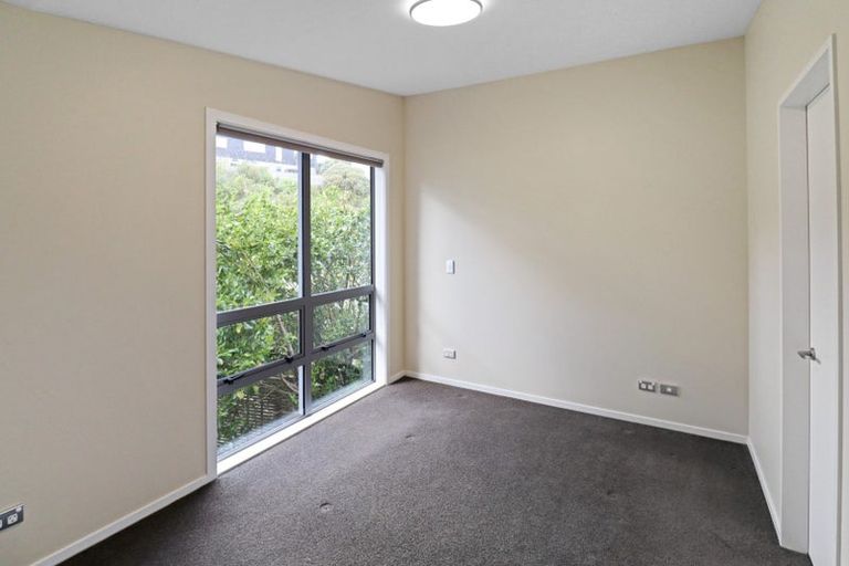 Photo of property in 8/114 Mitchell Street, Brooklyn, Wellington, 6021