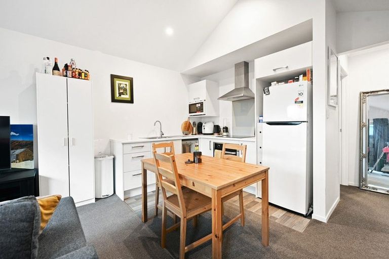 Photo of property in 2/5 Teddy Street, Whitiora, Hamilton, 3200