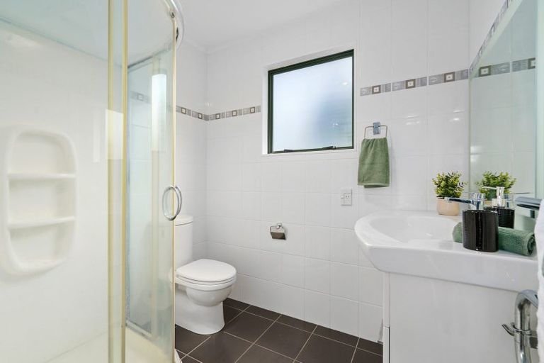 Photo of property in 24 Taylor Street, Cambridge, 3434