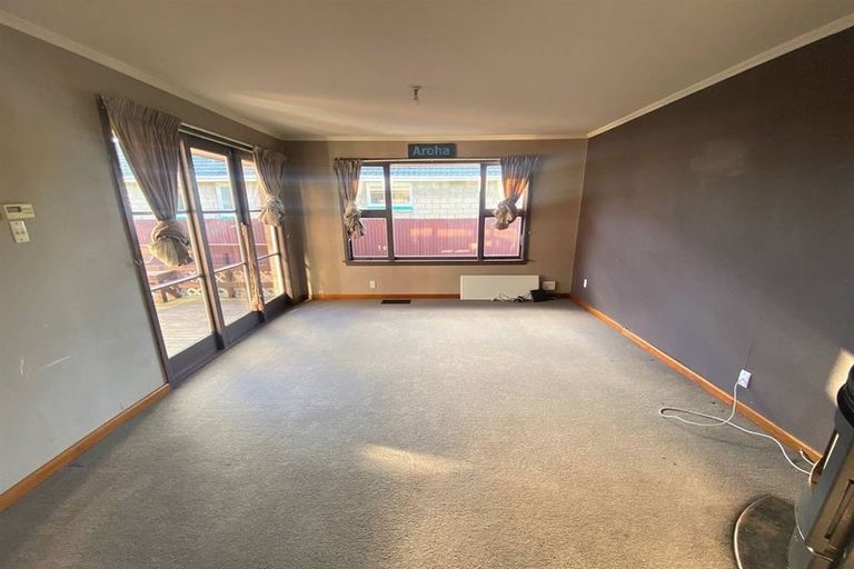 Photo of property in 8 Glenora Place, Hornby, Christchurch, 8042