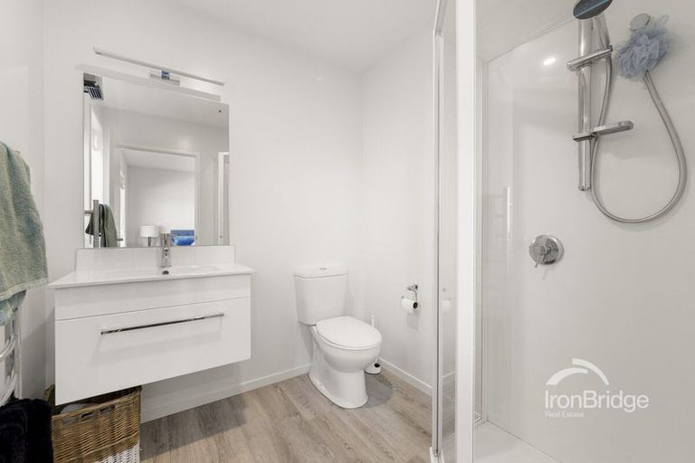 Photo of property in 15 Woodford Avenue, Woodend, 7610