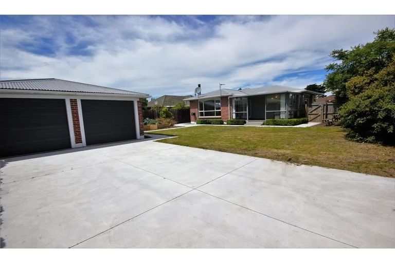 Photo of property in 12 Gilwell Street, Burwood, Christchurch, 8083