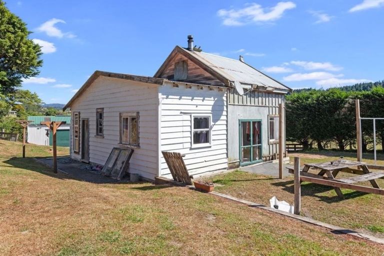Photo of property in 281 Tirohanga Road, Tirohanga, Opotiki, 3197