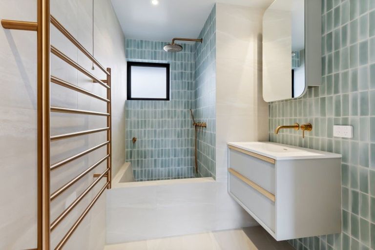 Photo of property in 8 Butel Avenue, Arrowtown, 9302