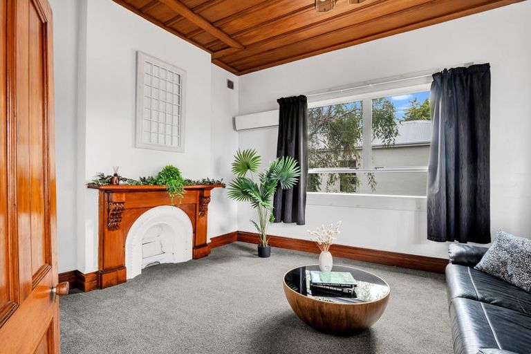 Photo of property in 55 Carlton Avenue, Gonville, Whanganui, 4501