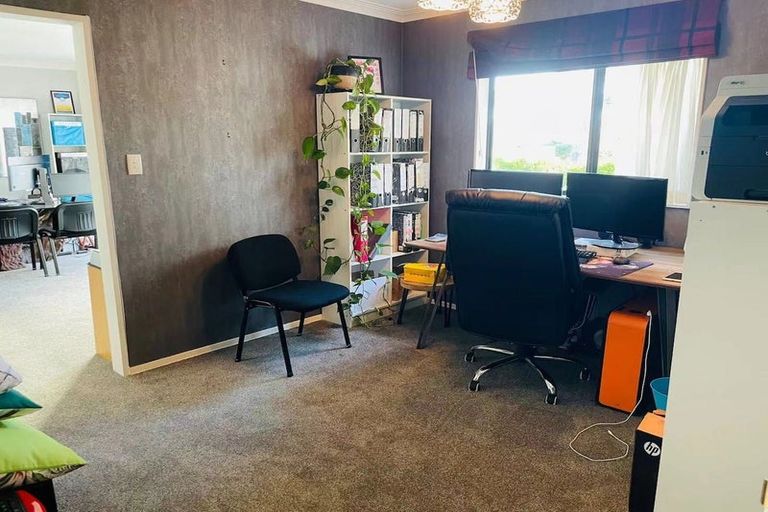 Photo of property in 15 Isherwood Place, Saint Johns, Auckland, 1072