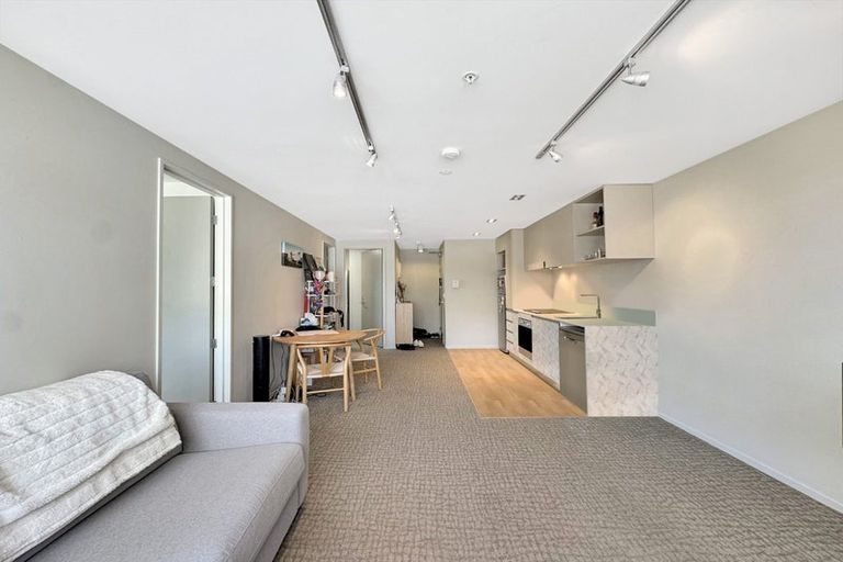 Photo of property in Masina Apartments, 306/80 Riddiford Street, Newtown, Wellington, 6021
