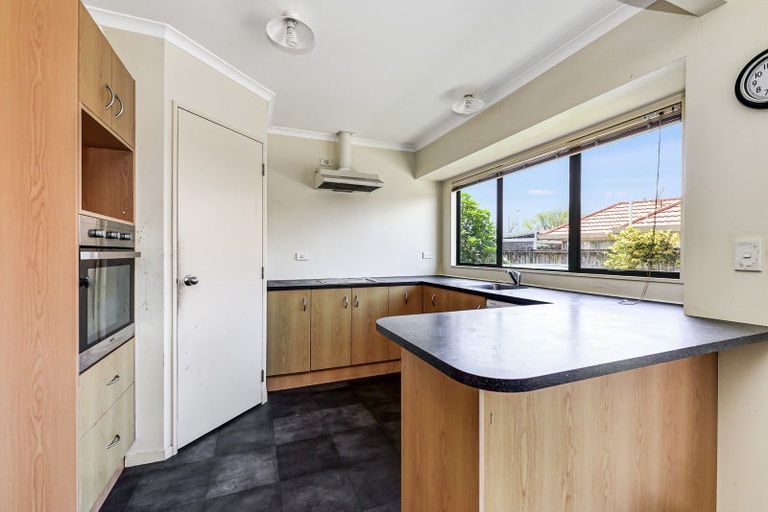 Photo of property in 21b Rimmington Drive, Hamilton Lake, Hamilton, 3204