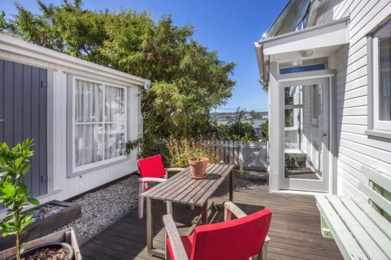 Photo of property in 11 Arero Place, Titahi Bay, Porirua, 5022