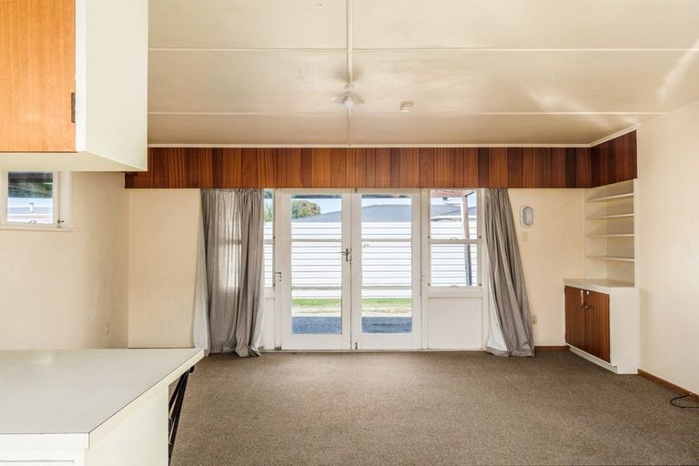 Photo of property in 2/2 Cobham Place, Te Hapara, Gisborne, 4010