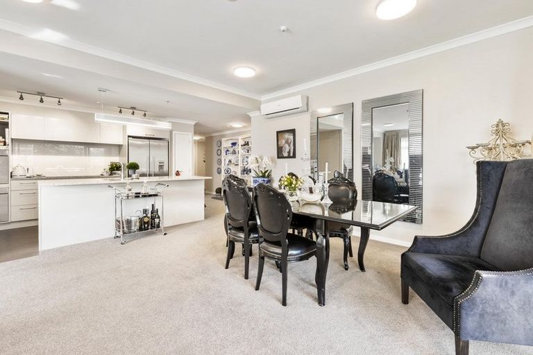 Photo of property in 90 Eaves Bush Parade, Orewa, 0931