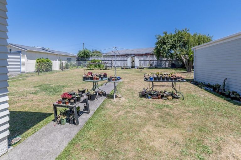 Photo of property in 147 Queen Street West, Levin, 5510