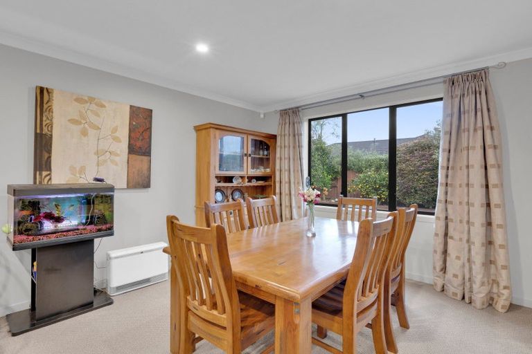 Photo of property in 18 Connor Court, Huntington, Hamilton, 3210