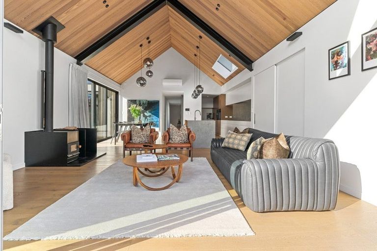 Photo of property in 3 Ngahere Street, Fendalton, Christchurch, 8041