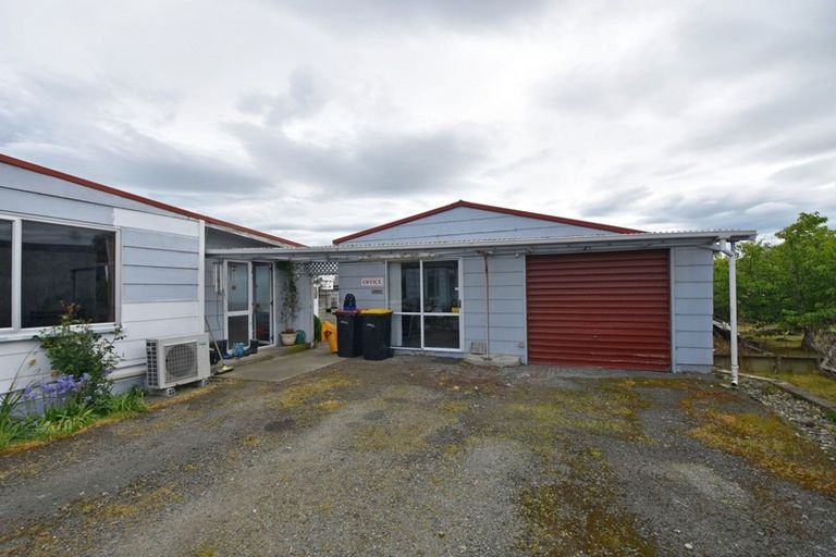 Photo of property in 76 Robertson Street, Richmond, Invercargill, 9810