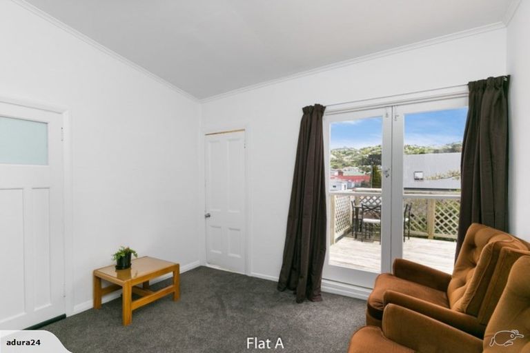 Photo of property in 212 Rintoul Street, Berhampore, Wellington, 6023