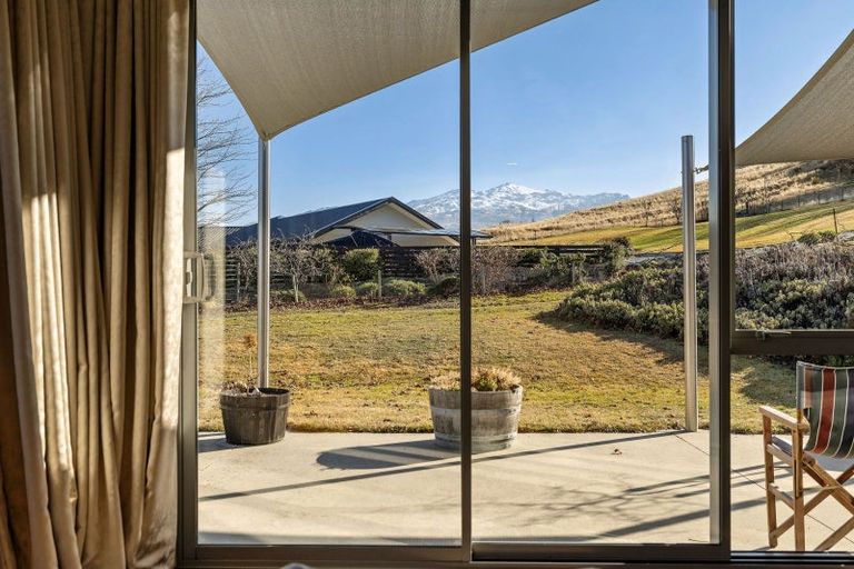 Photo of property in 44 Springbank Grove, Lower Shotover, Queenstown, 9371