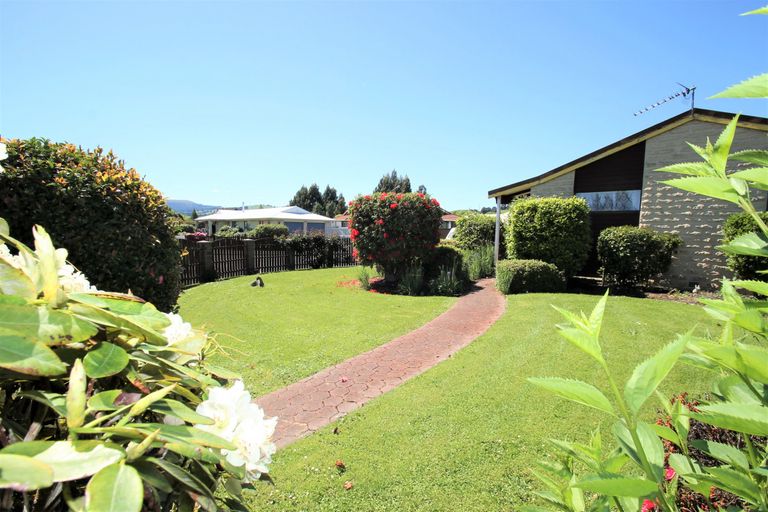 Photo of property in 26 Cedar Crescent, Mosgiel, 9024