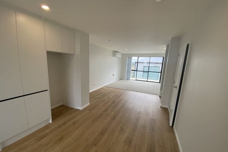 Photo of property in 39 Hinonga Loop, Silverdale, 0932