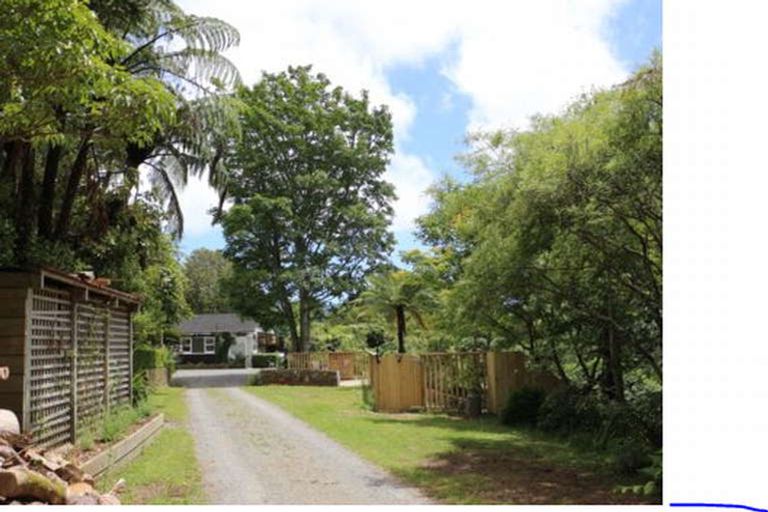 Photo of property in 5 Ratadale Road, Reikorangi, Waikanae, 5391