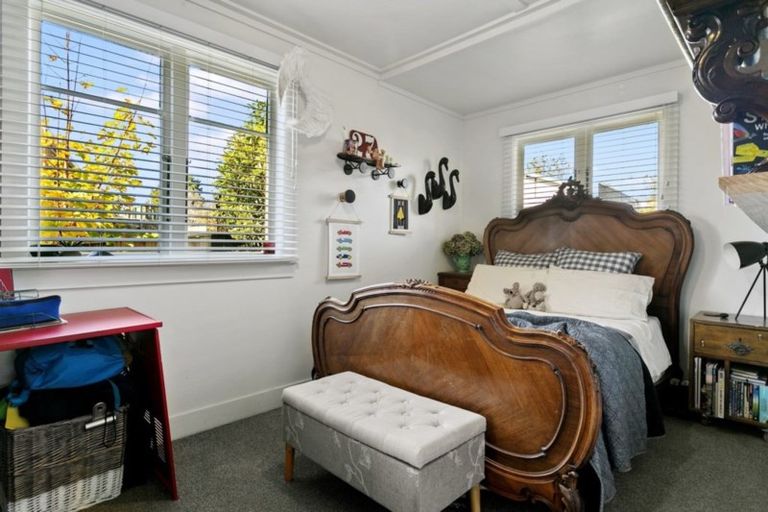 Photo of property in 19 Waitahanui Avenue, Taupo, 3330