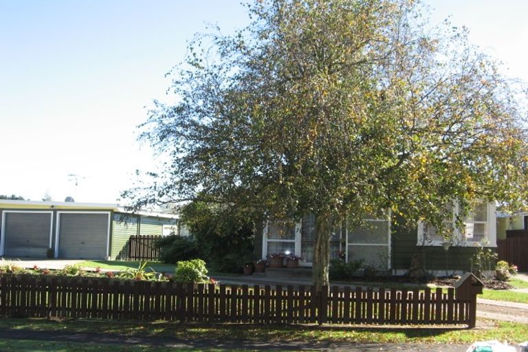 Photo of property in 10 Kenmore Place, Tokoroa, 3420
