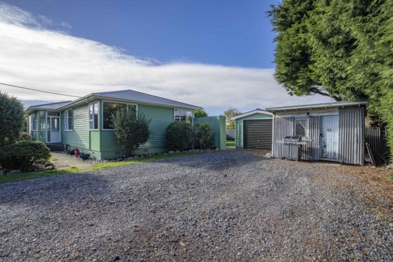 Photo of property in 65 Awarua Siding Road, Awarua, Invercargill, 9877
