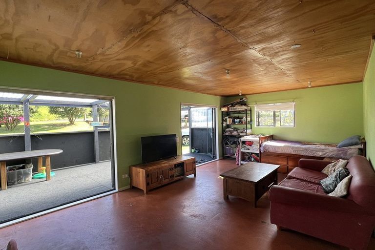 Photo of property in 5 Tainui Street, Mokau, 4376