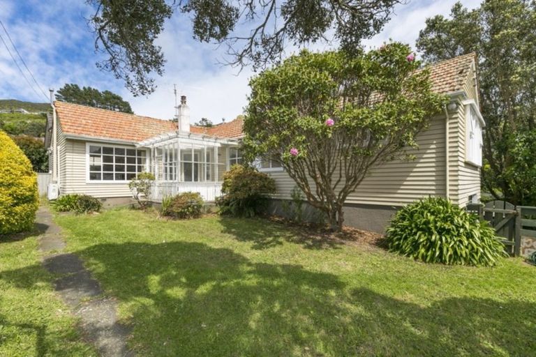 Photo of property in 9 Elliott Street, Johnsonville, Wellington, 6037