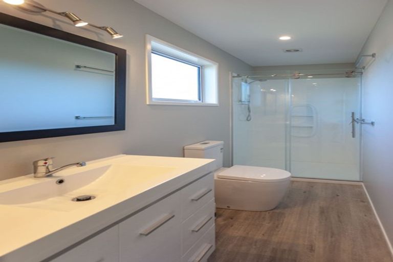 Photo of property in 5 Ross Place, Whiritoa, Whangamata, 3691