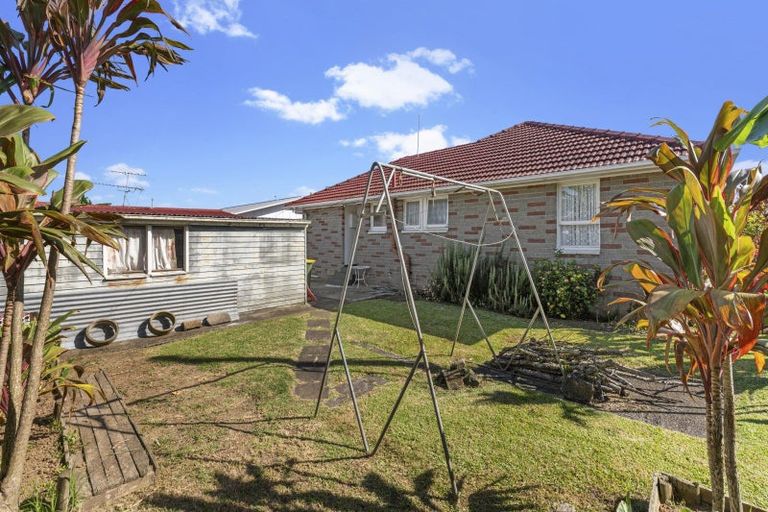 Photo of property in 32 Steven Street, Mangere East, Auckland, 2024