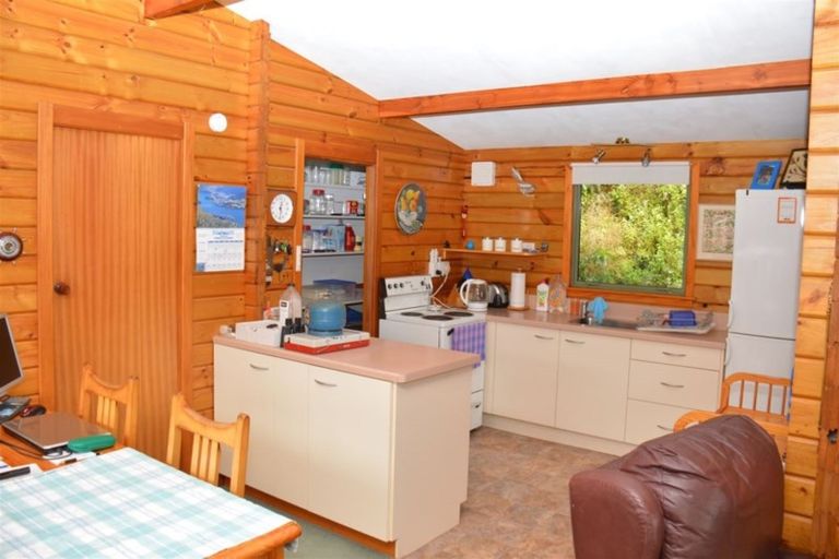 Photo of property in 4 Kotlowski Road, Takamatua, Akaroa, 7581