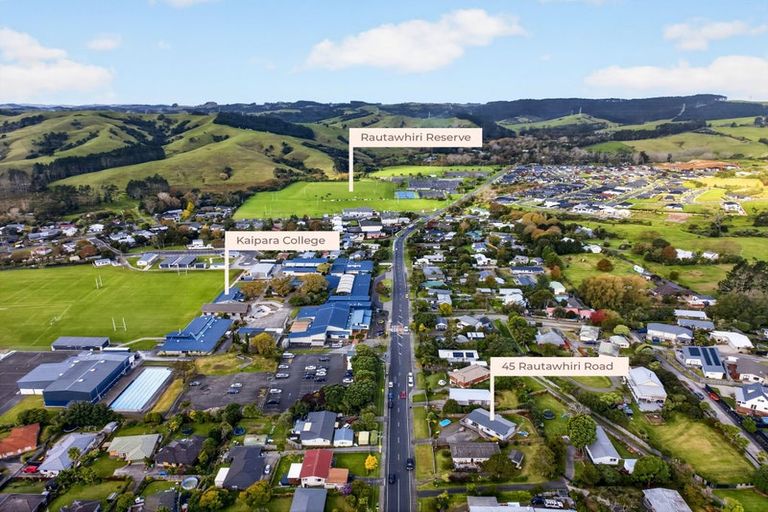 Photo of property in 45 Rautawhiri Road, Helensville, 0800