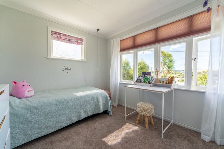 Photo of property in 12 Stuart Street, Holmes Hill, Oamaru, 9401