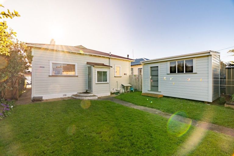 Photo of property in 74 Grove Street, Saint Kilda, Dunedin, 9012