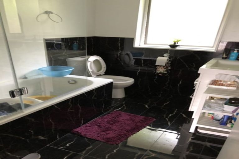 Photo of property in 1/49b Withells Road, Avonhead, Christchurch, 8042