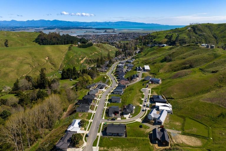 Photo of property in 86 Sunningdale Drive, Stoke, Nelson, 7011