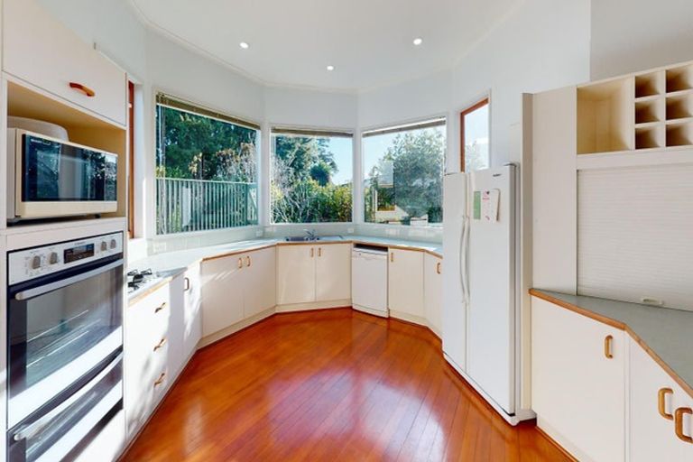 Photo of property in 16 Pirie Street, Palmerston North, 4410