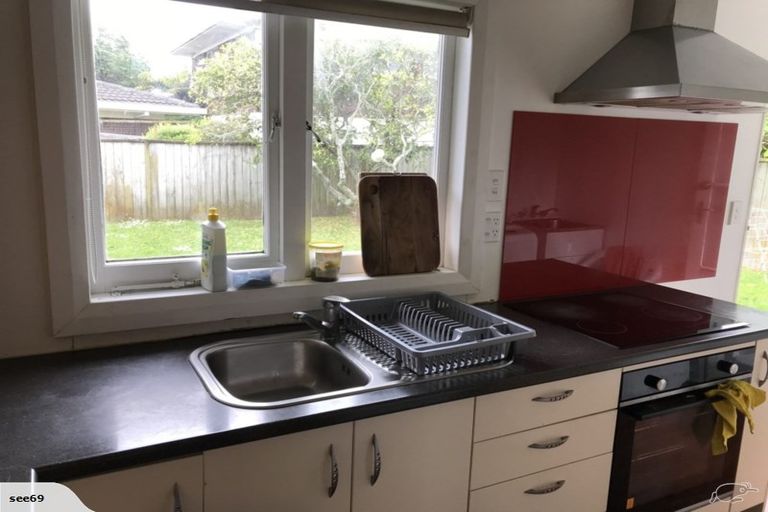Photo of property in 324 Mount Albert Road, Mount Roskill, Auckland, 1041