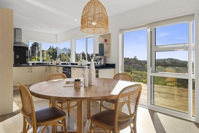 Photo of property in 233 Whitehills Road, Waitoki, Silverdale, 0994