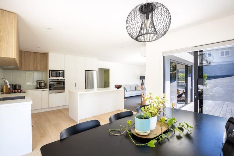 Photo of property in 25a Fernleigh Street, Ferndale, New Plymouth, 4310